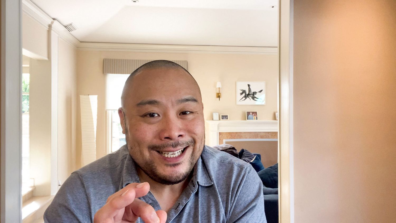 "Arrêtez de cuire des burgers au barbecue" : aux États-Unis, le chef étoilé David Chang s’attaque à une tradition et fait polémique