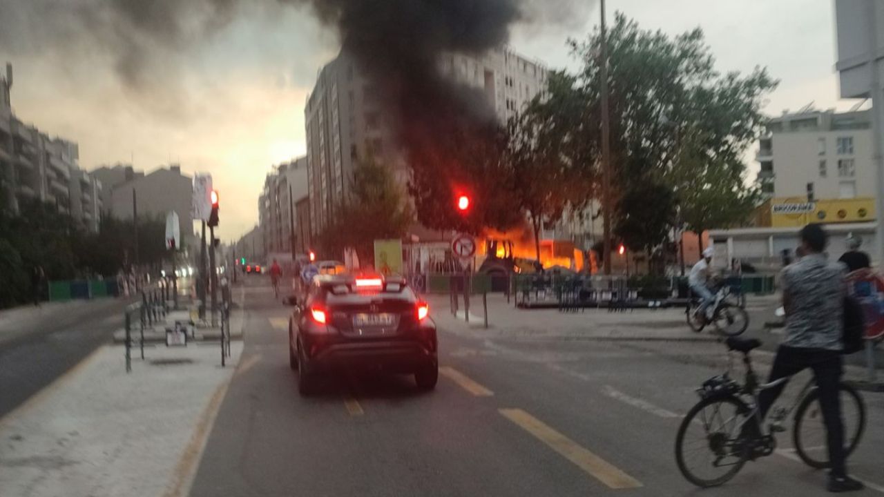 Mort de Nahel : nouvelle soirée d'émeutes en cours dans l'agglomération de Lyon