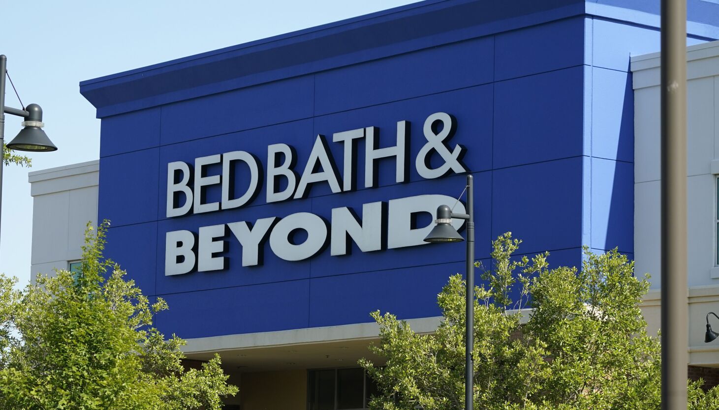 Overstock.com rebranding under just-acquired Bed, Bath & Beyond moniker