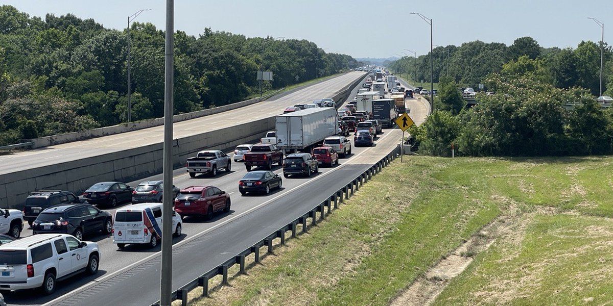 Stolen vehicle at center of high speed chase, crash on I-65 near Montgomery