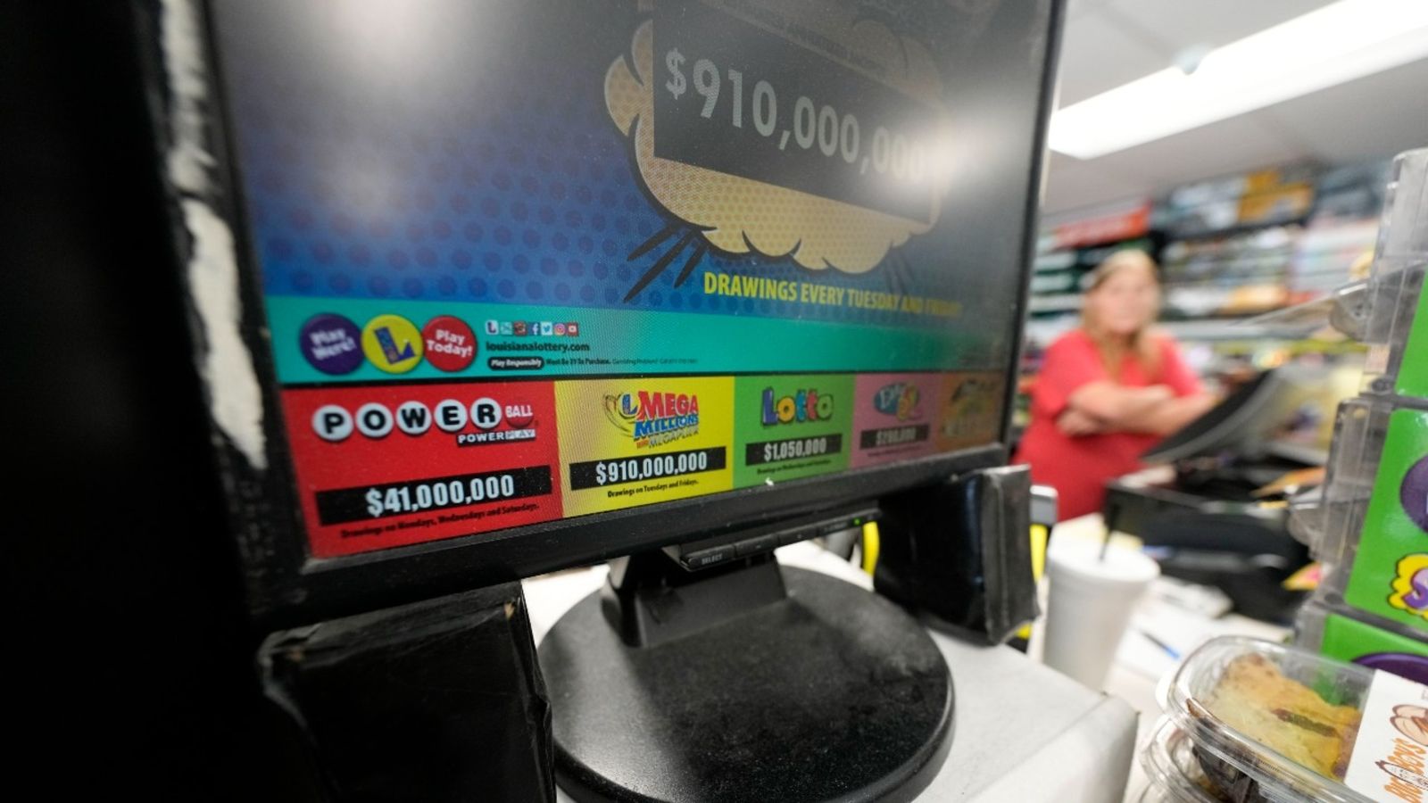 Mega Millions numbers 7/28/23: $940M jackpot up for grabs