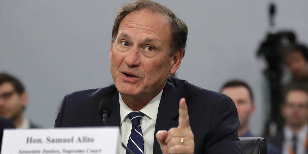 Samuel Alito Said Congress Can't Regulate the Supreme Court