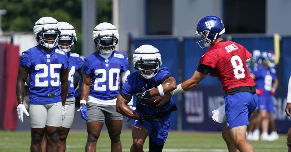 Speed on Display, Rookie Hiccups, Standouts, and More from Giants Training Camp Day 3