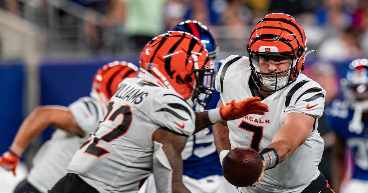 Bengals working out former XFL quarterbacks with Joe Burrow’s timeline uncertain