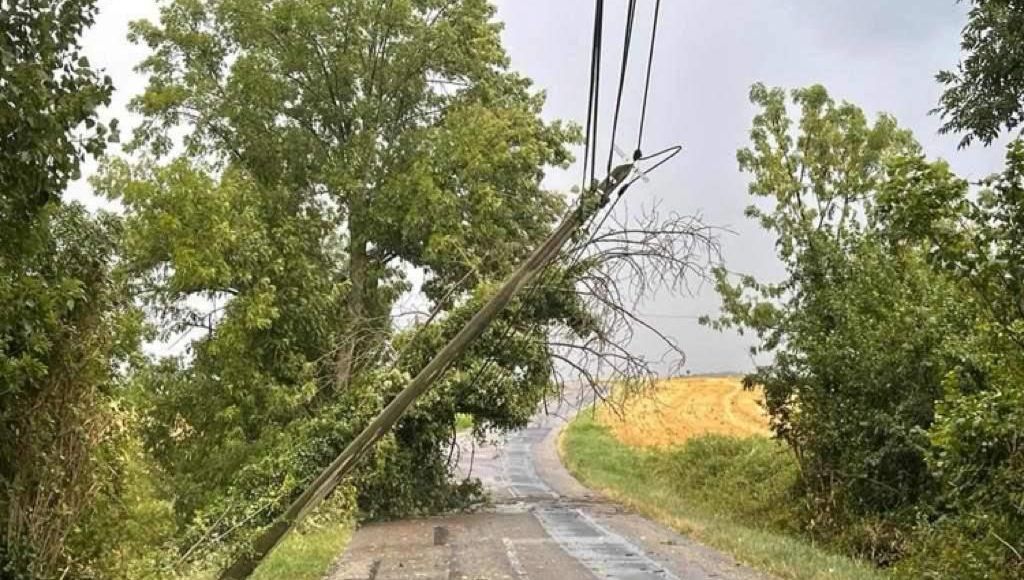 Orages : jusqu'à 4500 foyers sans électricité en Drôme et en Ardèche