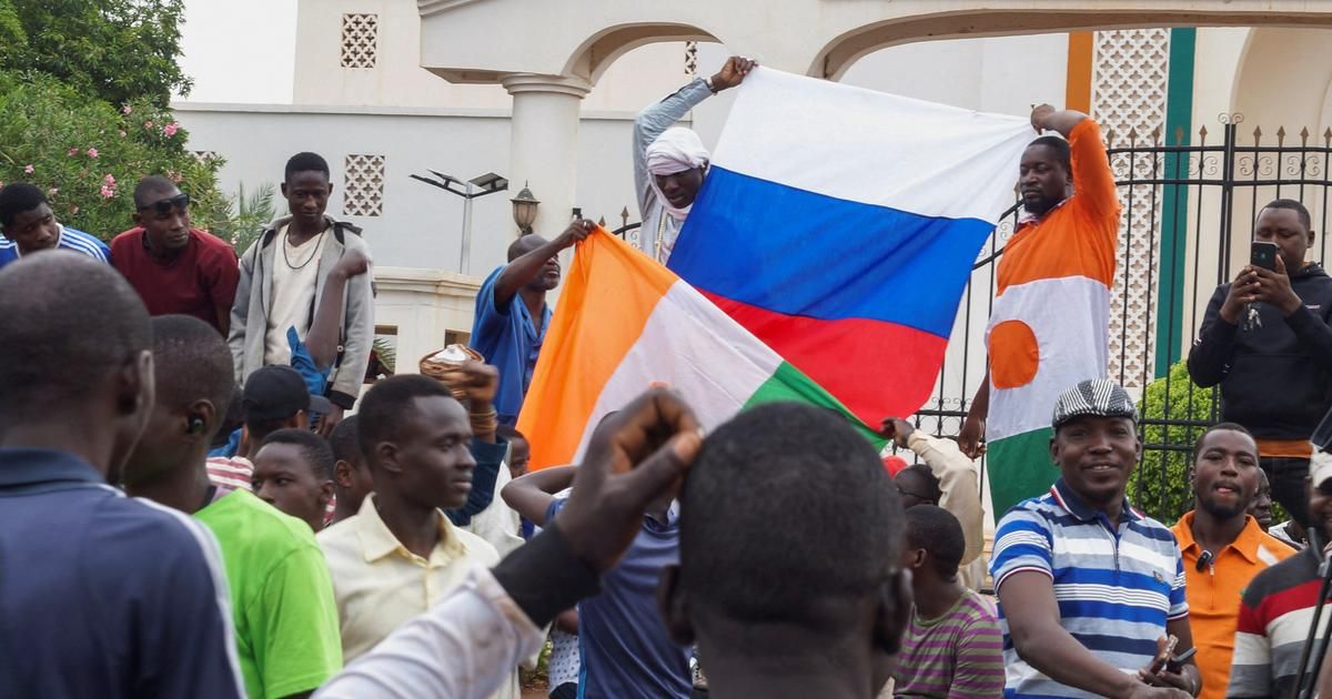 Coup d’État au Niger : la France suspend son aide au développement et son appui budgétaire