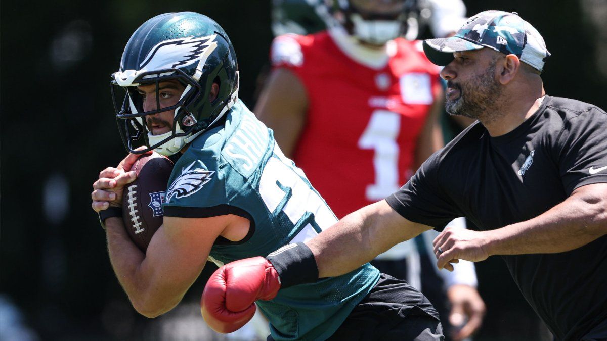 Eagles training camp 2024, Day 4: Will Shipley flashes his hands