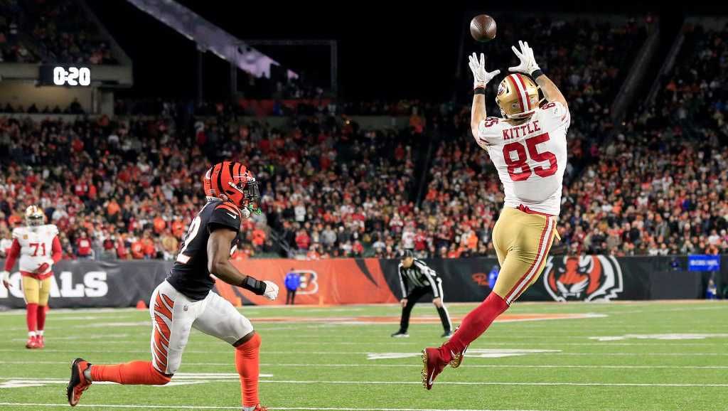 Burrow throws 3 TD passes to lead the Bengals past the 49ers