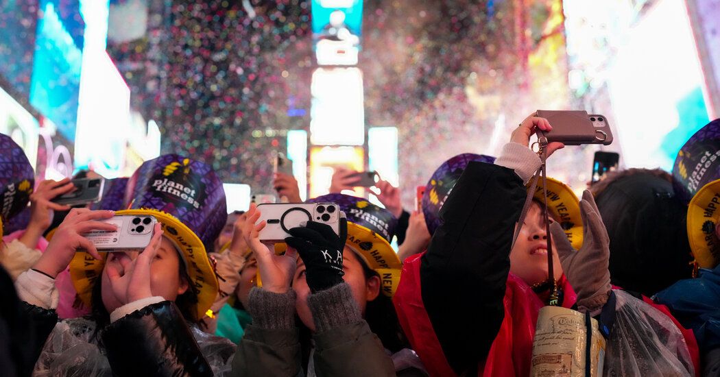 N.Y.C. Officials Reassure Revelers Ahead of New Year’s Eve Festivities