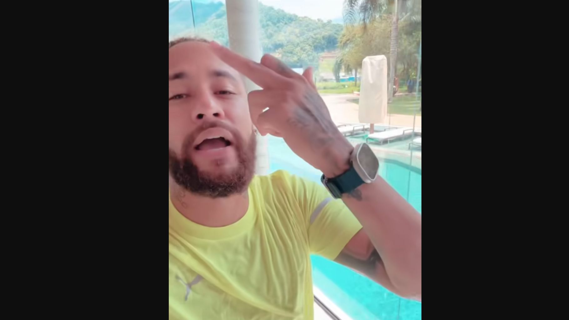 Neymar répond aux moqueries sur son poids avec des insultes et un doigt d’honneur pour ses détracteurs