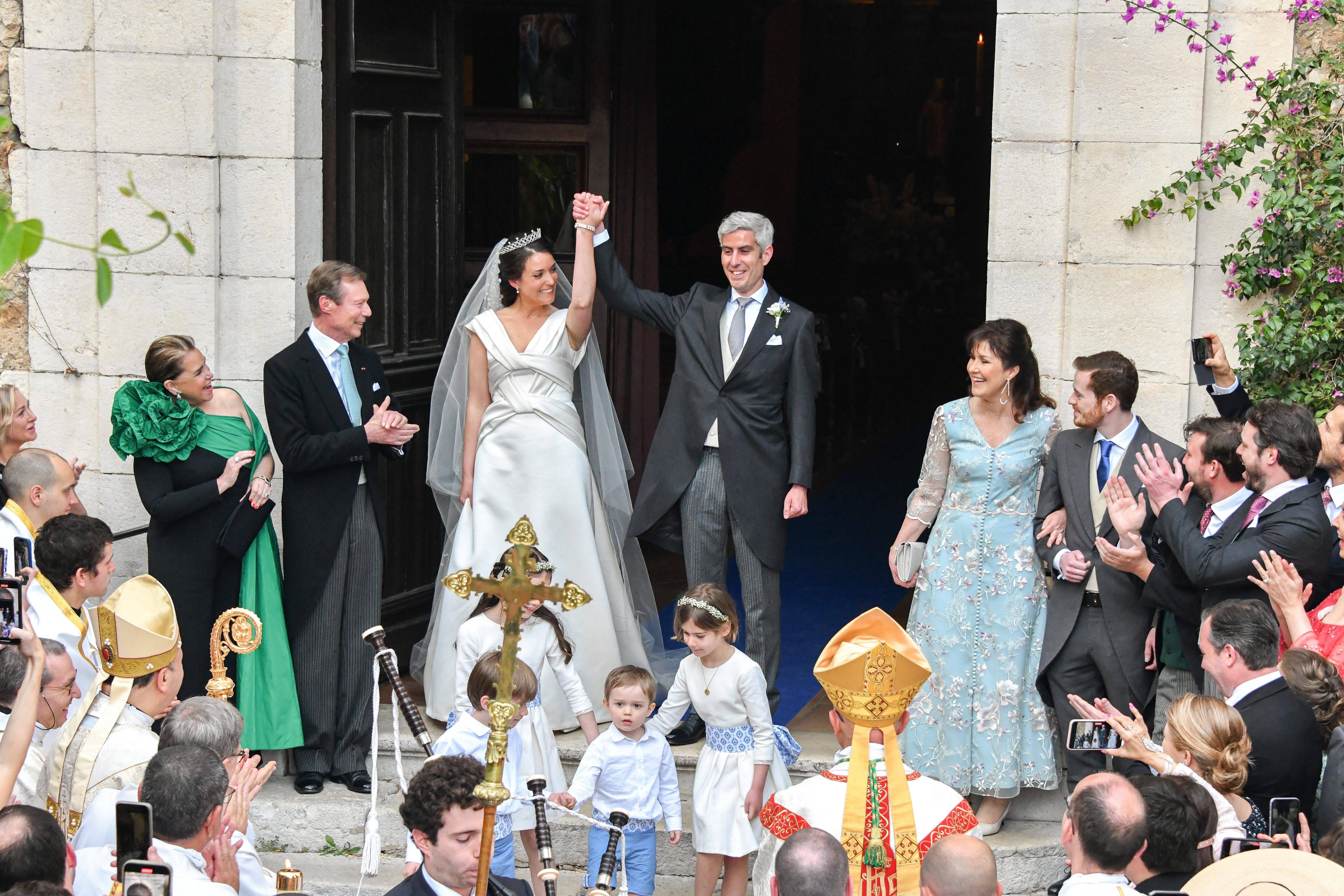 La princesse Alexandra de Luxembourg s'est mariée à Bormes-les-Mimosas