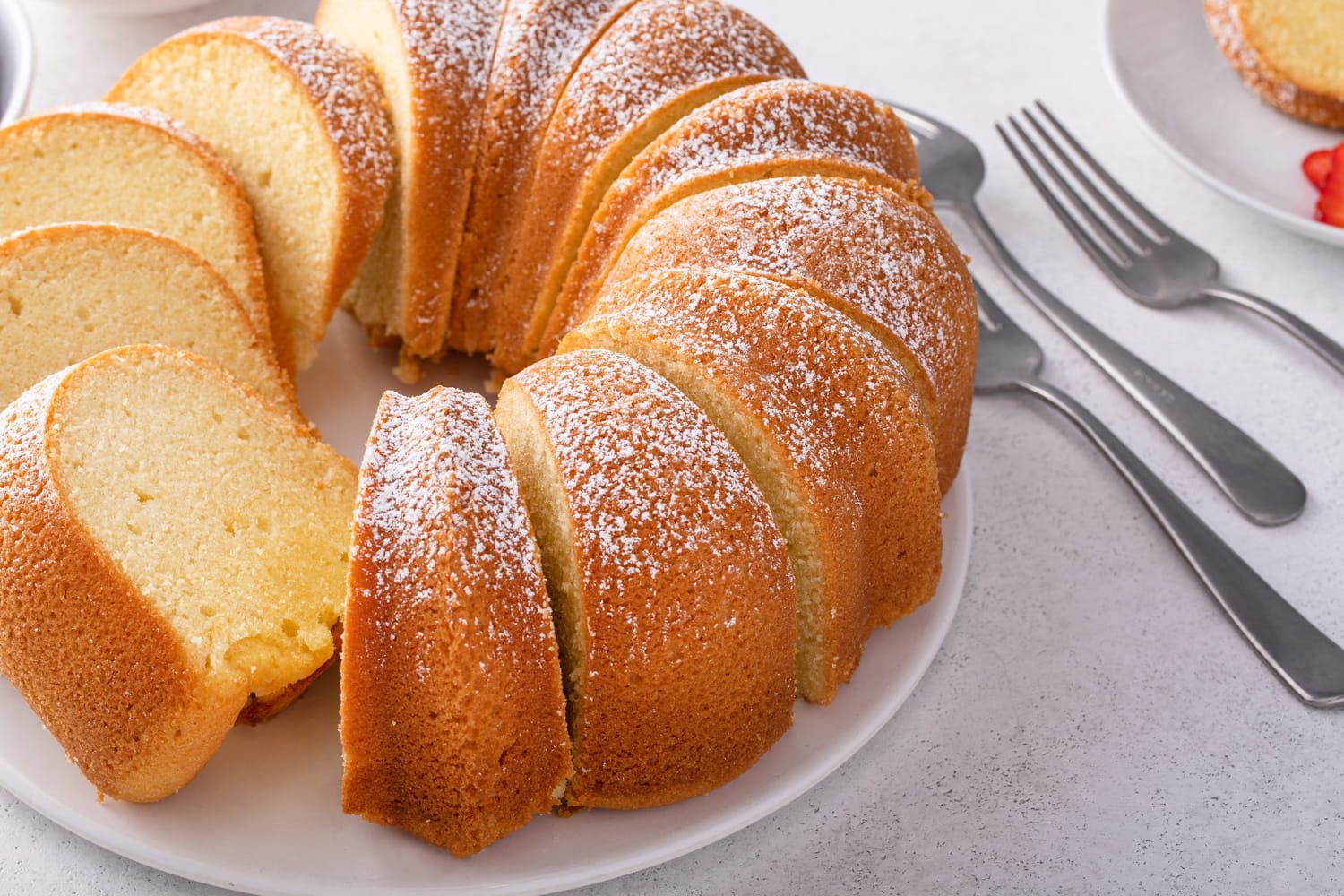 Découvrez ce qui rend le cake à la vanille de Cyril Lignac ultra-moelleux