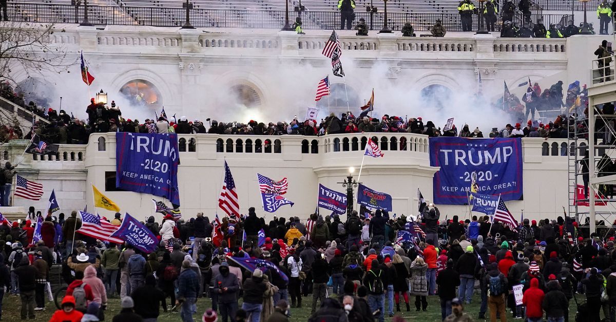 California Man Gets 4 1/2 Years For Role In US Capitol Riot