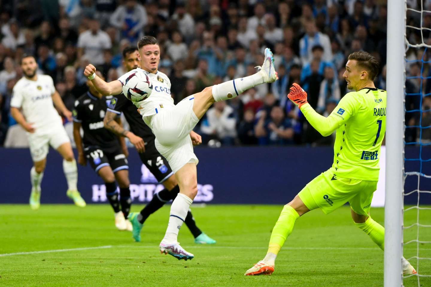 Ligue 1 : l’Olympique de Marseille bat Auxerre (2-1) et revient à cinq points du PSG