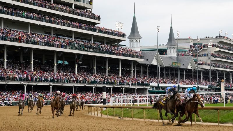 Horse racing regulatory officials call 'emergency summit' following 12 horse deaths at Churchill Downs