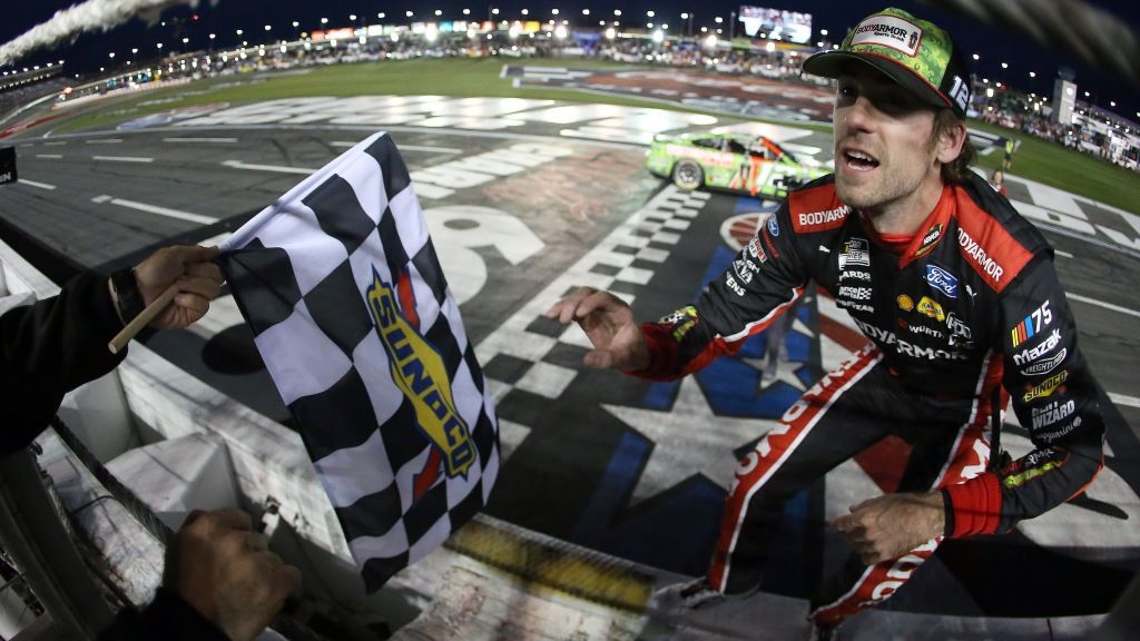 Blaney follows Newgarden example to celebrate Coca-Cola 600 win with crowd