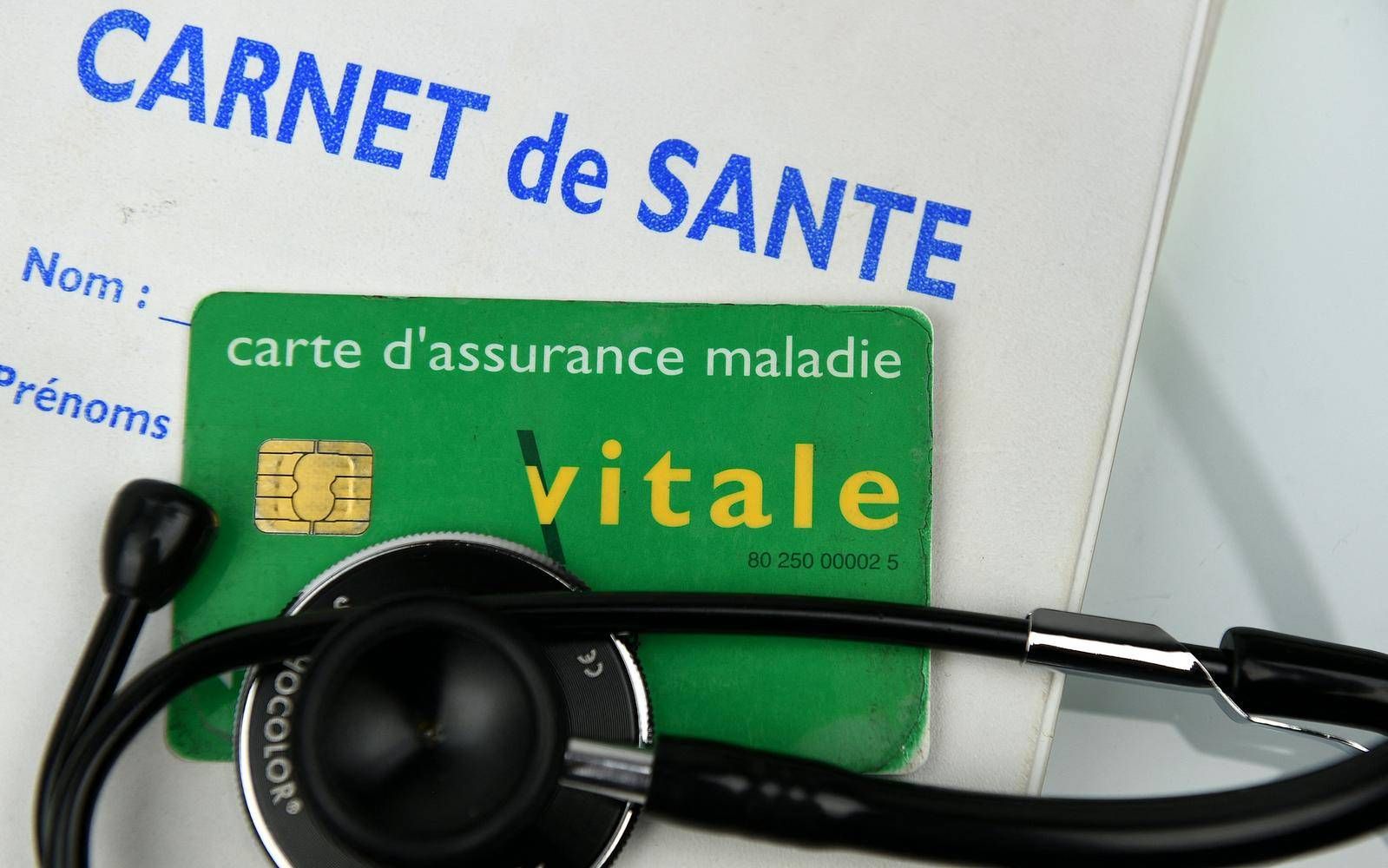 Fraude sociale : Bercy veut fusionner la carte Vitale et la carte d'identité