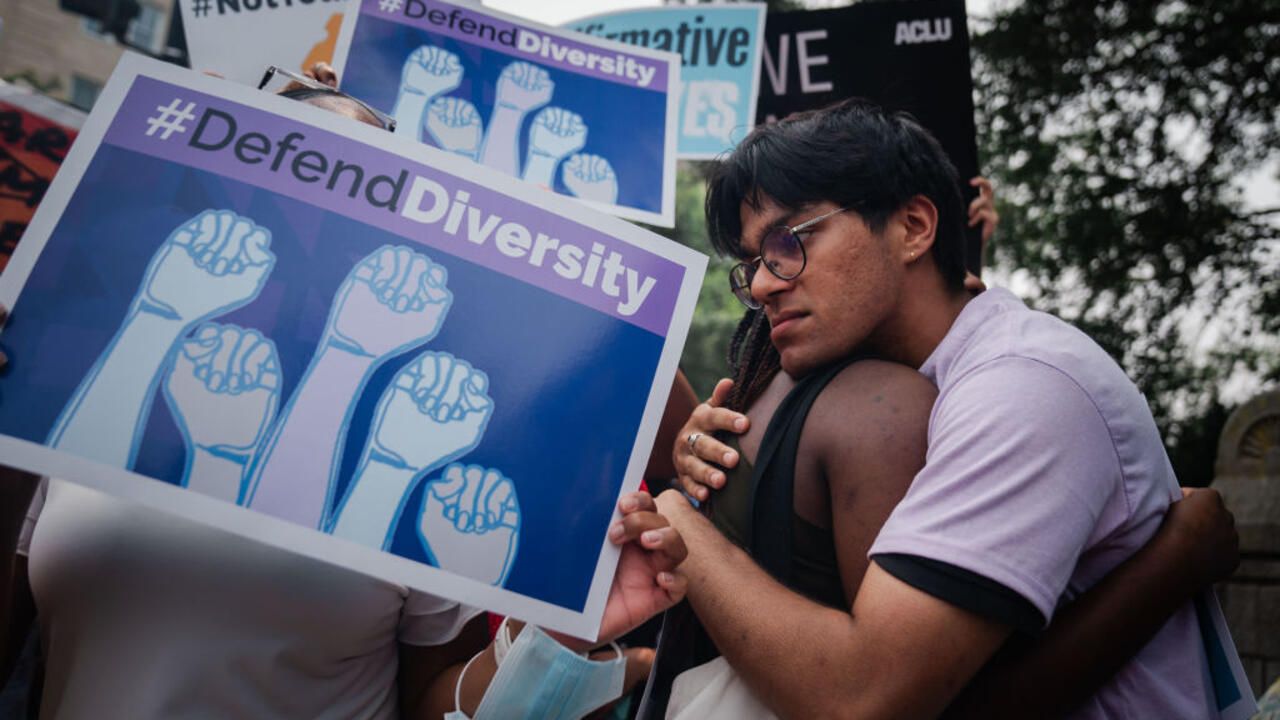 Fin de la discrimination positive à l'université aux États-Unis: "Cela avait permis de diversifier le corps étudiant"