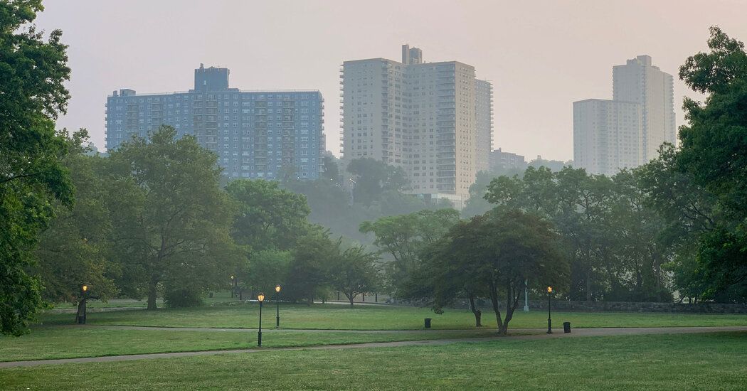 Smoky Conditions Persist Across Large Parts of U.S.