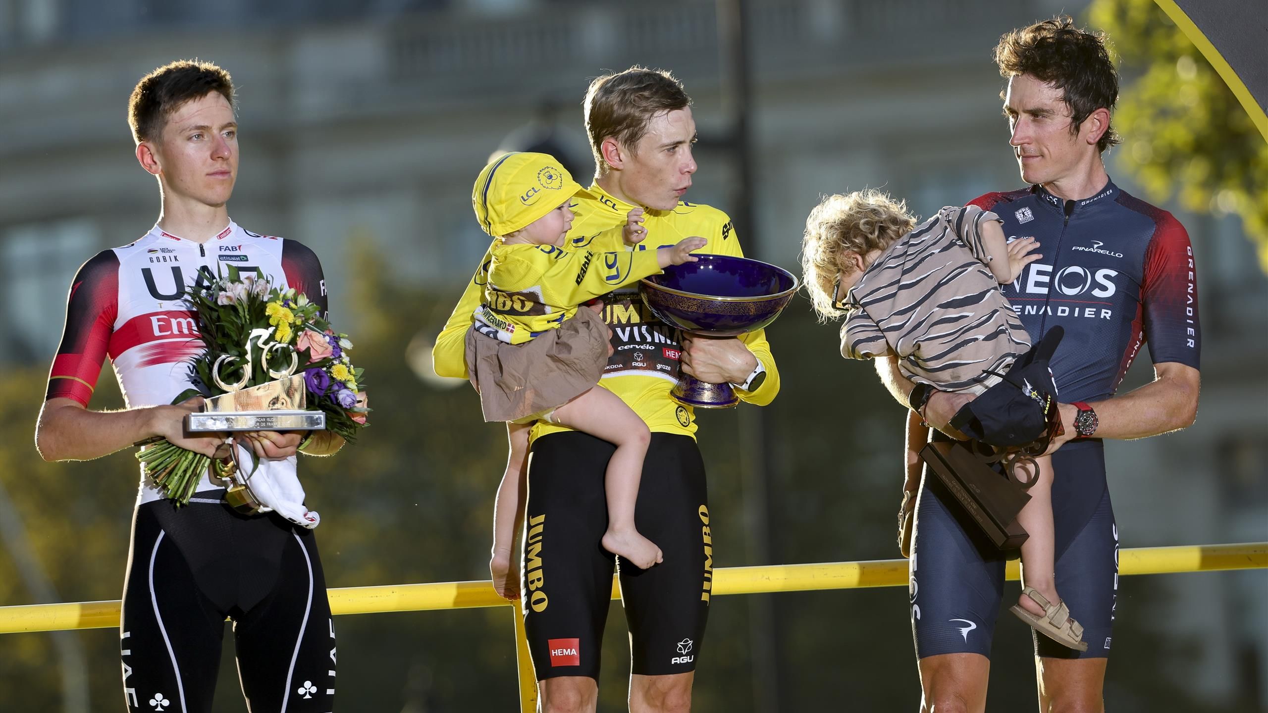 Tour de France 2023 | Les débats du Tour: A qui le premier maillot jaune ? Quel podium final ? Du mouvement ce weekend ?