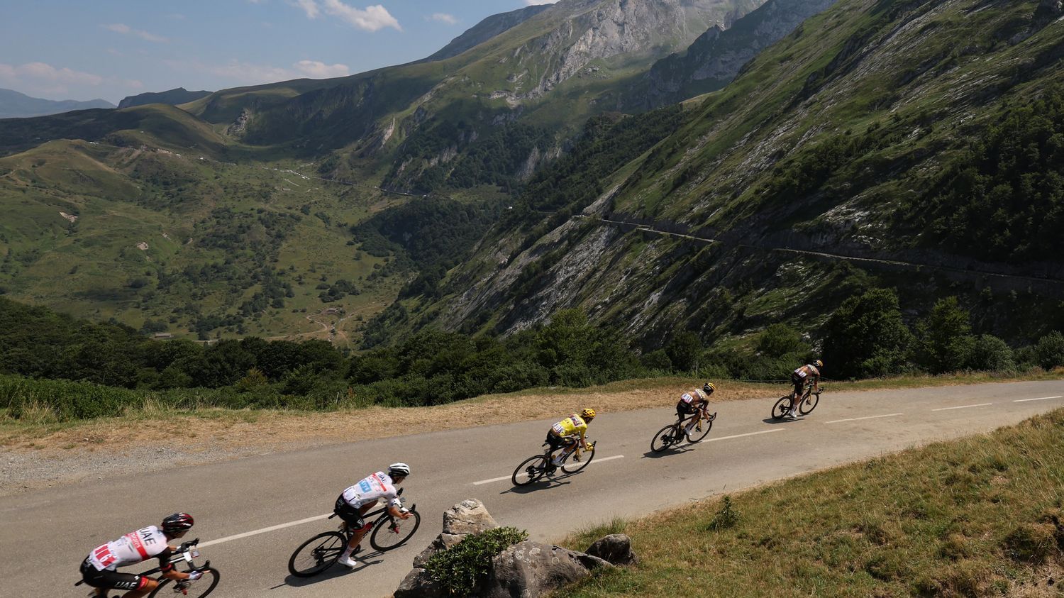 Tour de France 2023 : des aménagements supplémentaires prévus dans certaines descentes pour renforcer la sécurité des coureurs