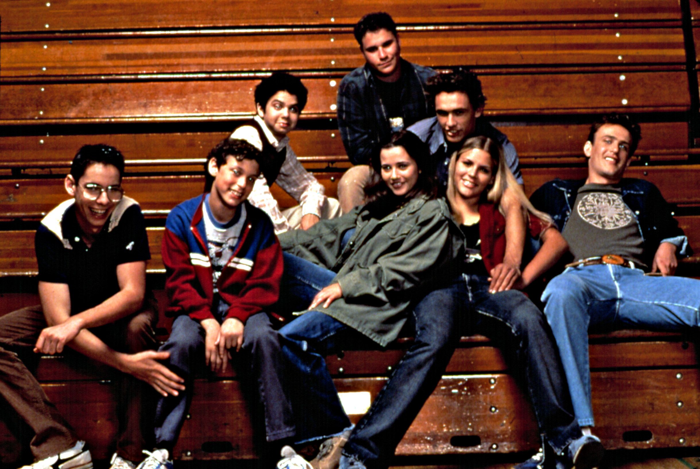 Judd Apatow Made ‘Freaks and Geeks’ Cast Stars Out of ‘Revenge’