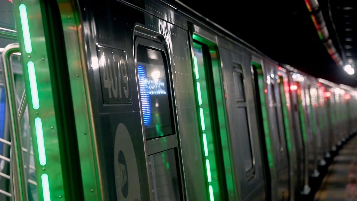 No, The New MTA Subway Train Isn't Transphobic