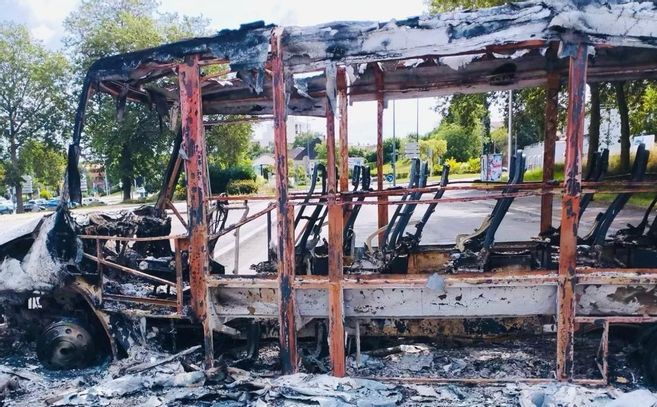 Mort de Nahel : l'inquiétude et la tension sont palpables après une nuit de violences urbaines dans les quartiers de Limoges