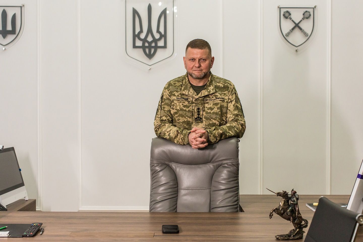 Ukraine’s top general, Valery Zaluzhny, wants shells, planes and patience