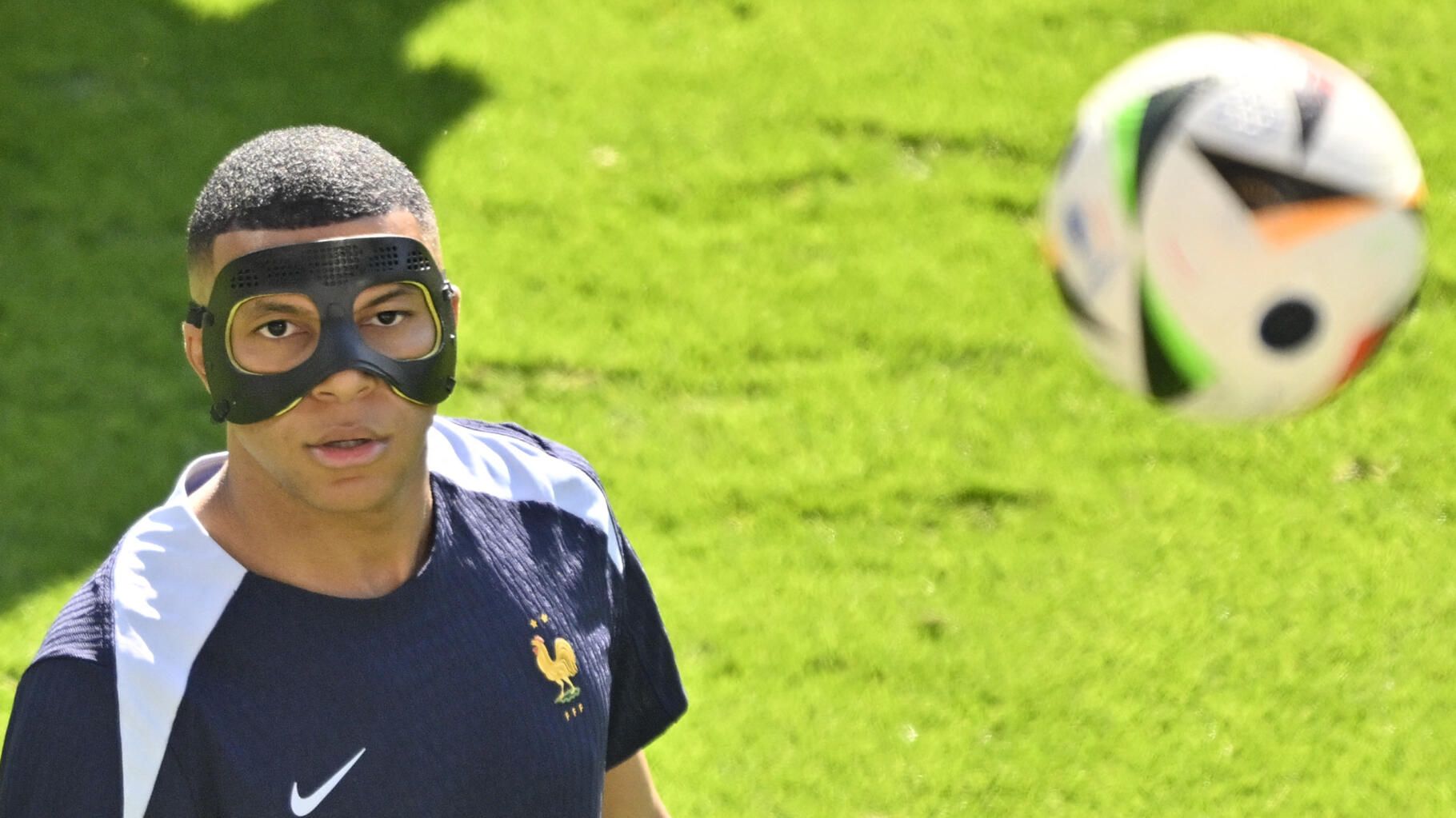 Kylian Mbappé se confie sur son masque avant France-Belgique : " une horreur absolue "