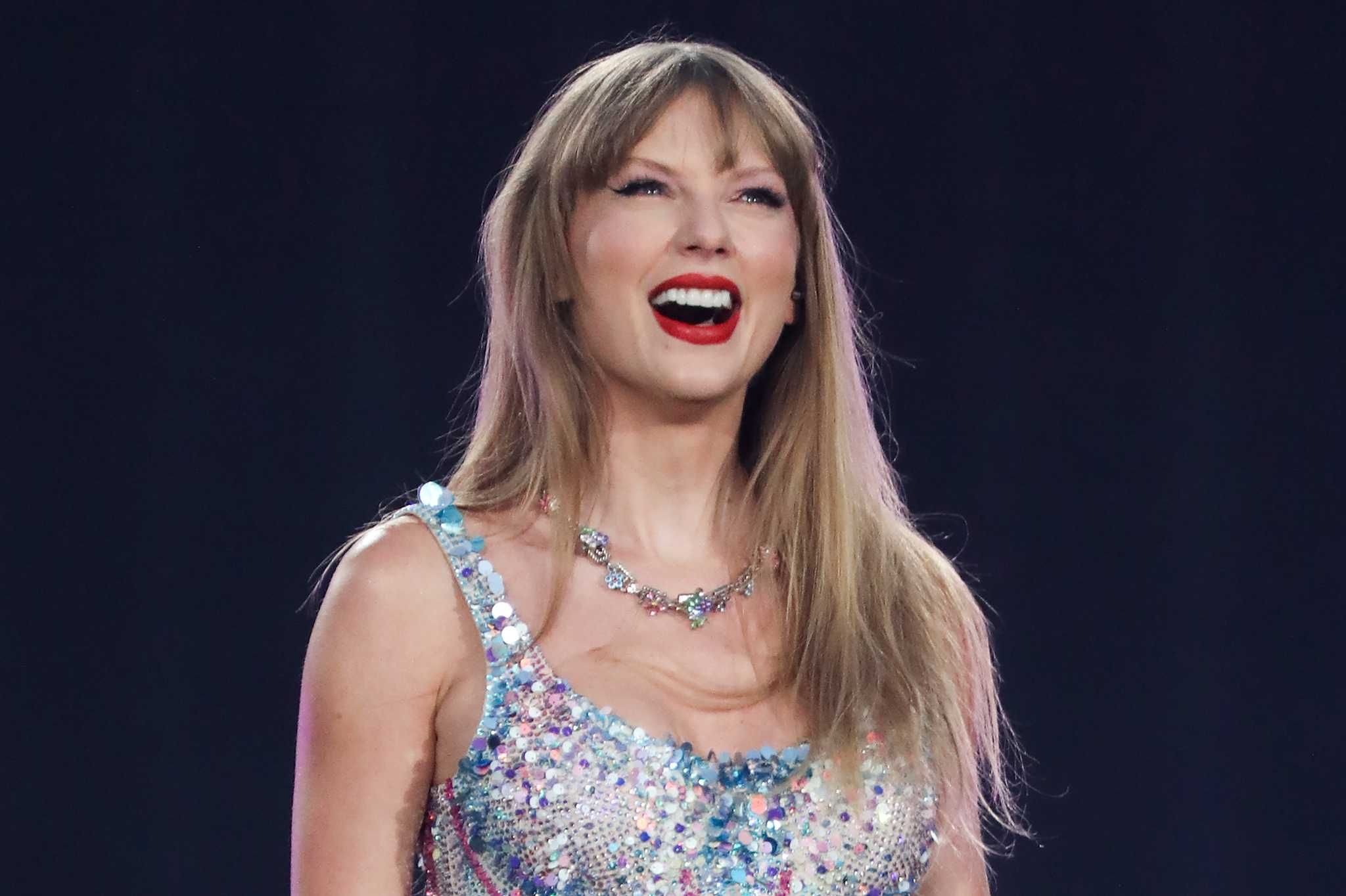 Taylor Swift defies Levi’s Stadium curfew during second night