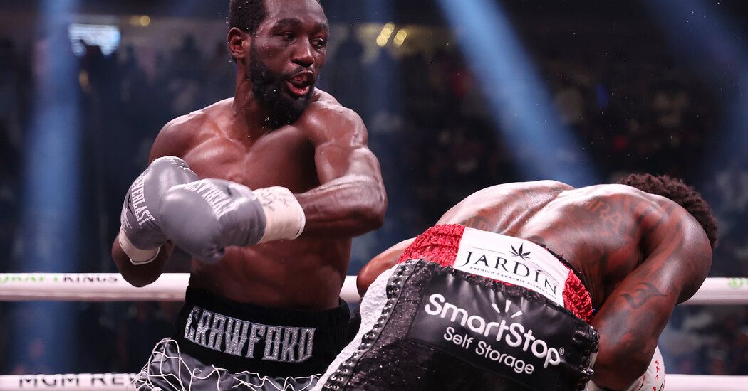 Terence Crawford Knocks Out Errol Spence in One-Sided Bout