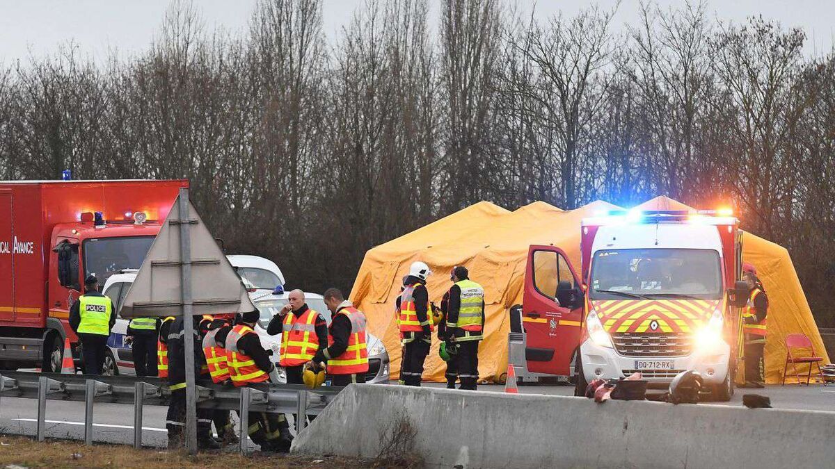 Pas-de-Calais : carambolage sur l’autoroute, trois morts et cinq blessés en " urgence absolue "