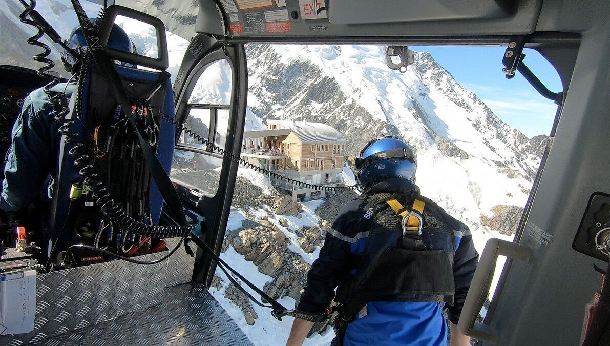 Haute-Savoie : un jeune alpiniste dévisse sur 300 mètres dans le massif du Mont-Blanc