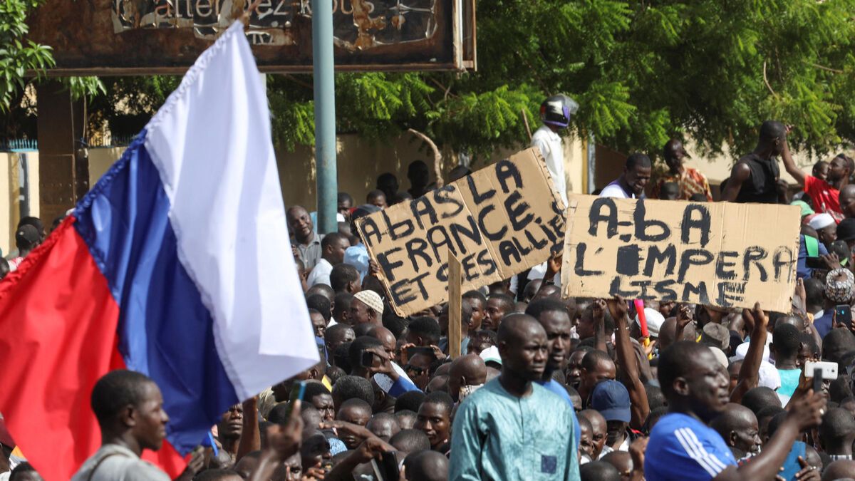 Coup d’État au Niger : la France " ne tolérera aucune attaque ", les pays africains fixent un ultimatum