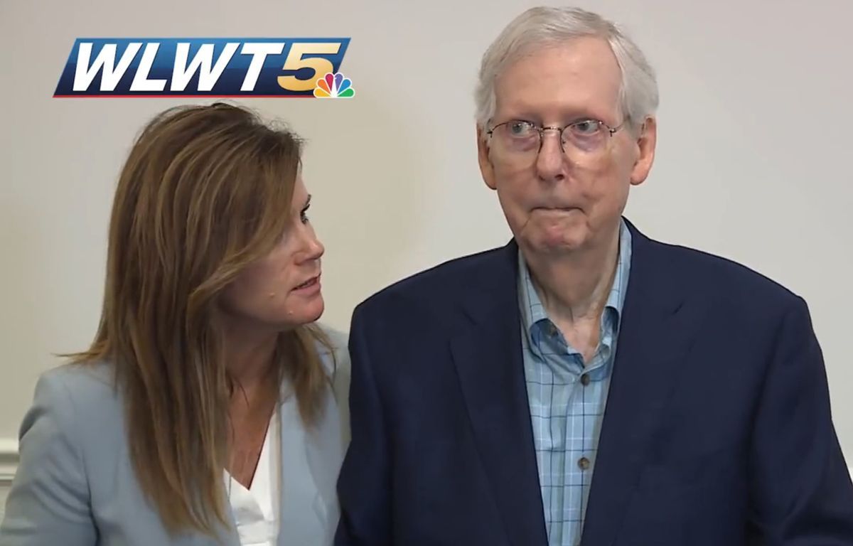 Etats-Unis : Mitch McConnell, le patron des républicains au Sénat, se fige encore devant les caméras