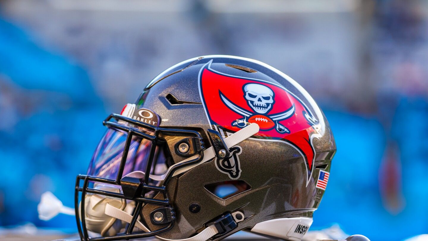 Buccaneers to promote Josh Grizzard to offensive coordinator