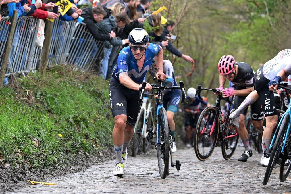 'A nightmare' - Koppenberg brings havoc to Tour of Flanders