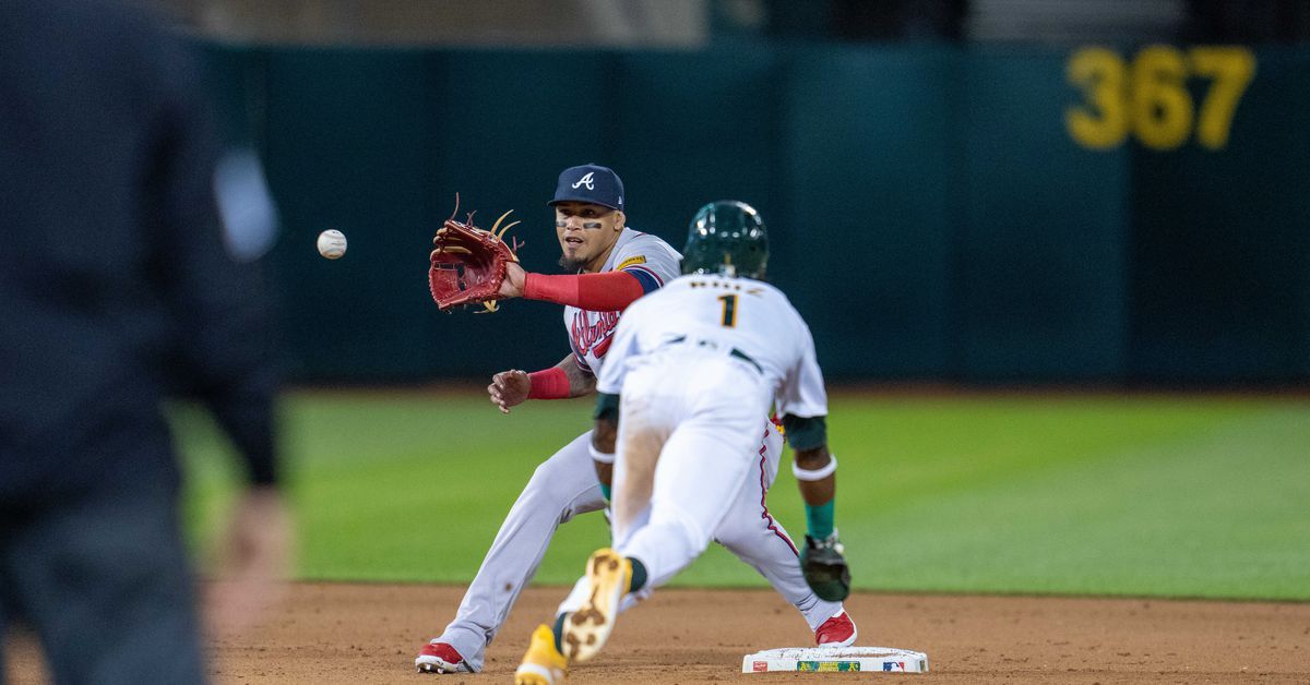 Braves fade quietly in frustrating series loss to Athletics