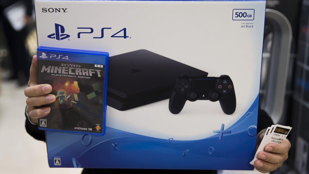 PlayStation Tells People To Throw Away The Box, Fans Refuse