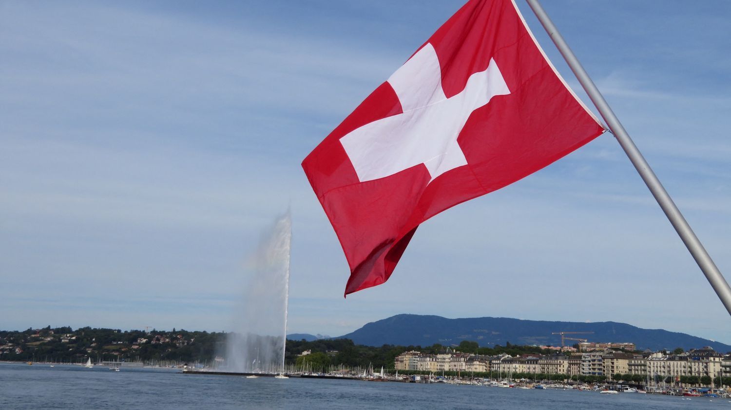 malgré ses plus de 1 400 glaciers, la Suisse est à son tour menacée par la sécheresse