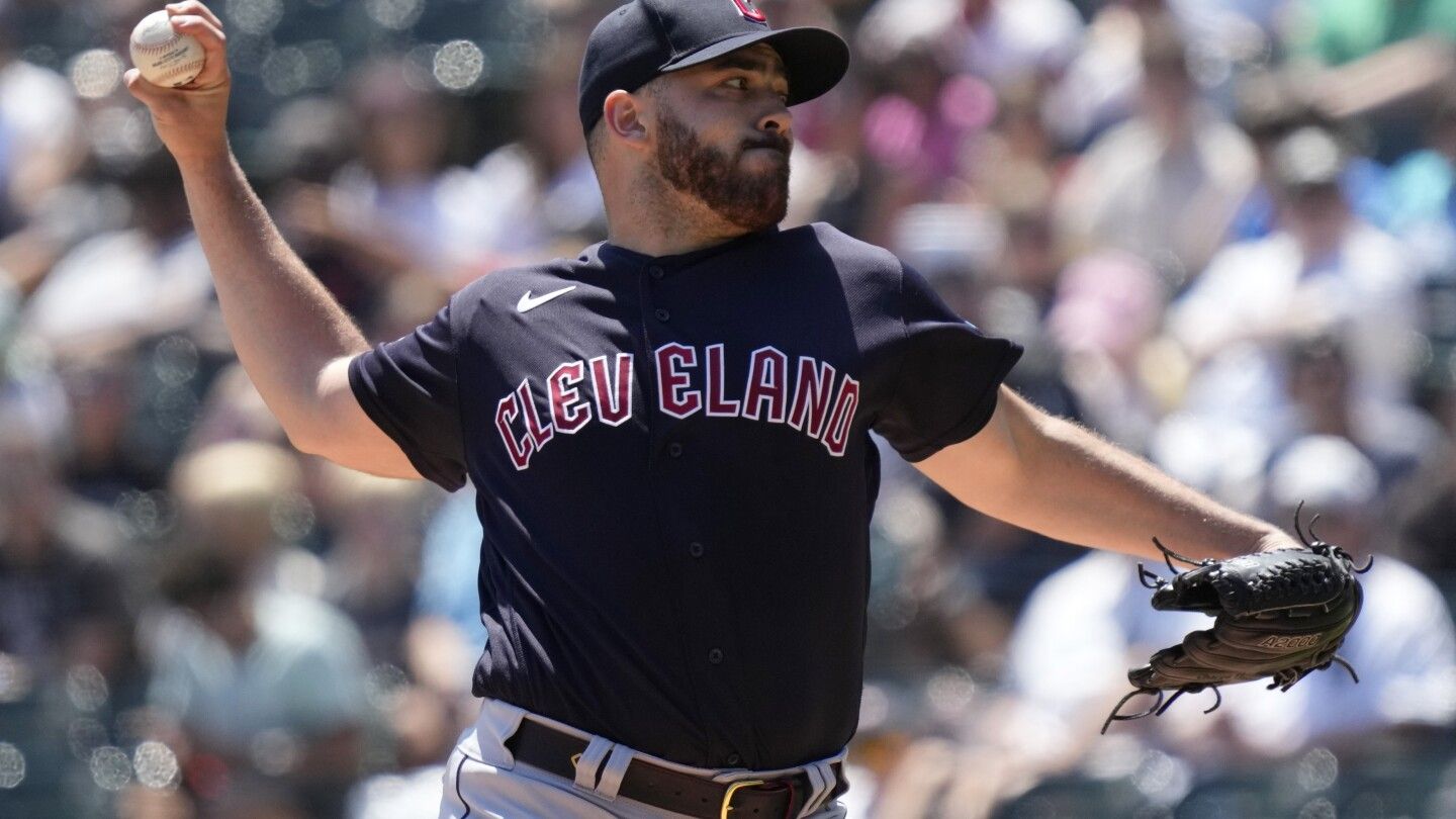 Cleveland Guardians trade pitcher Aaron Civale to Tampa Bay Rays for first base prospect