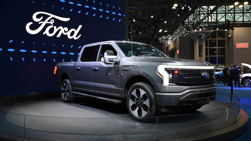 Ford recalling 870,000 F-150 trucks for unexpected parking brake application