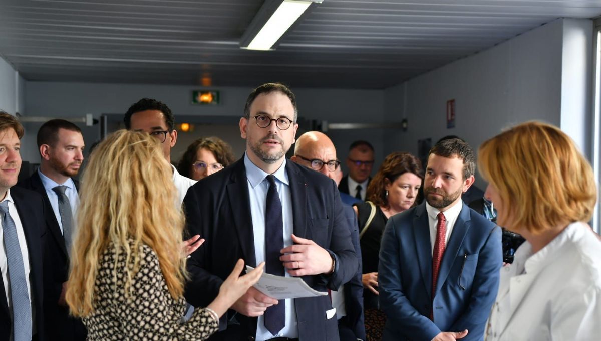 Le ministre de la Santé en visite en Dordogne annonce 17 millions d'euros pour les urgences de Sarlat