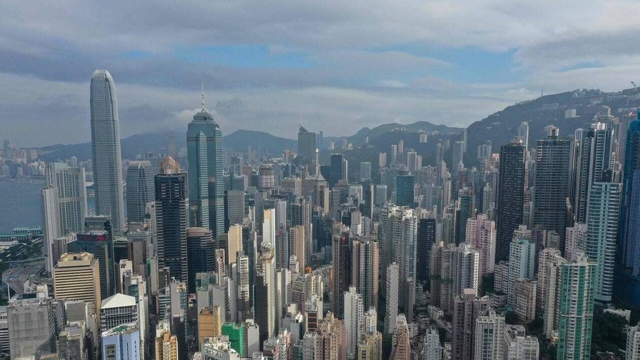 Rémi Enigma, escaladeur de gratte-ciel, se tue en chutant d’un immeuble de 68 étages à Hong Kong