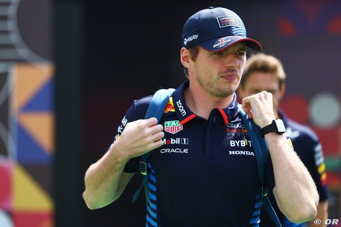 Verstappen répond et attaque ses critiques... ainsi que la FIA